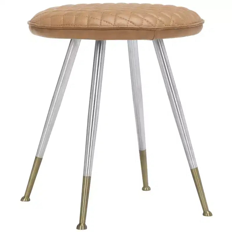 Sgabello d'accento imbottito color cammello con struttura in metallo