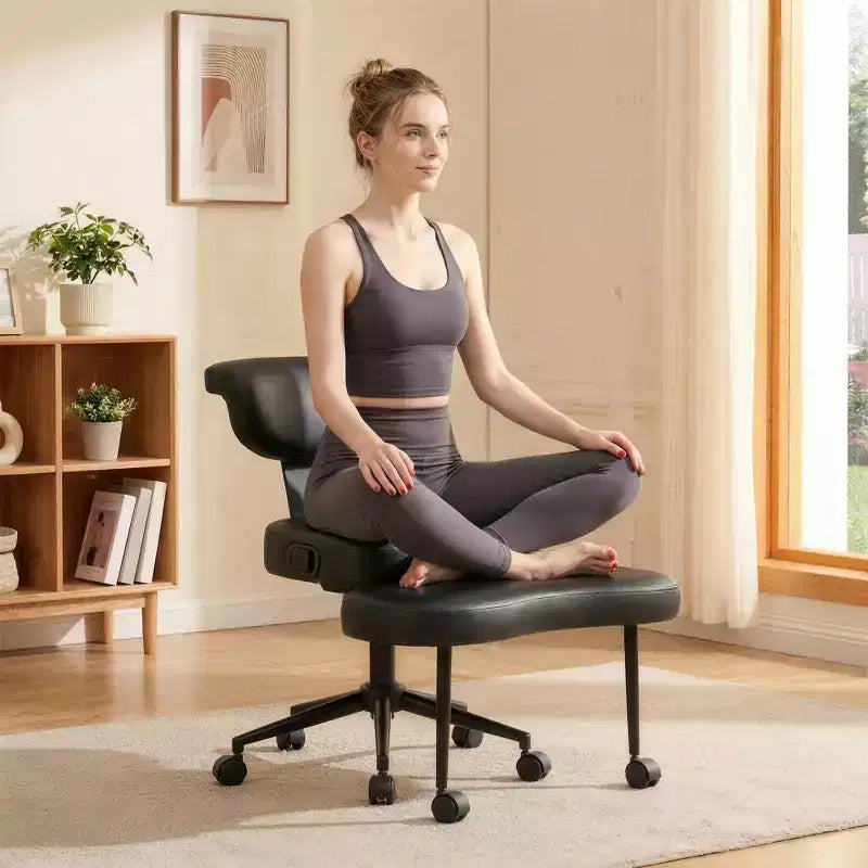 Sedia da ufficio a gambe incrociate con supporto lombare e poggiapiedi girevole a 360°